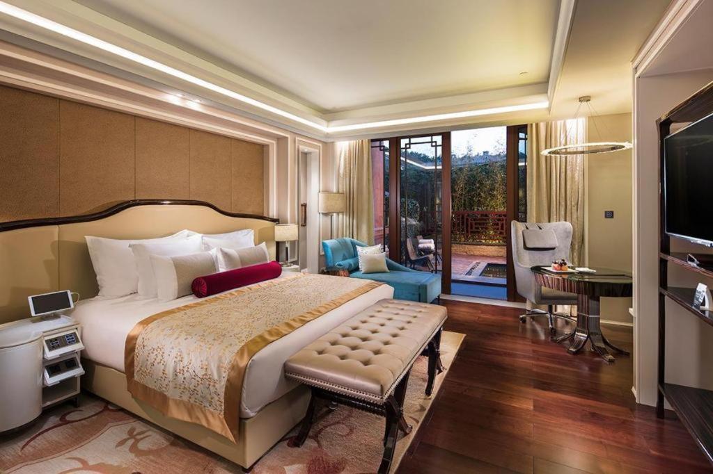 Grand Bay Hotel Beijing Xiaotangzhuang Exterior foto