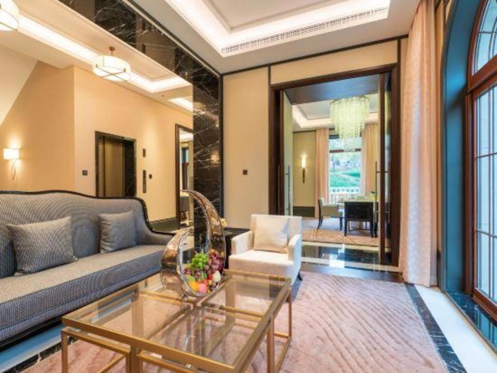 Grand Bay Hotel Beijing Xiaotangzhuang Exterior foto